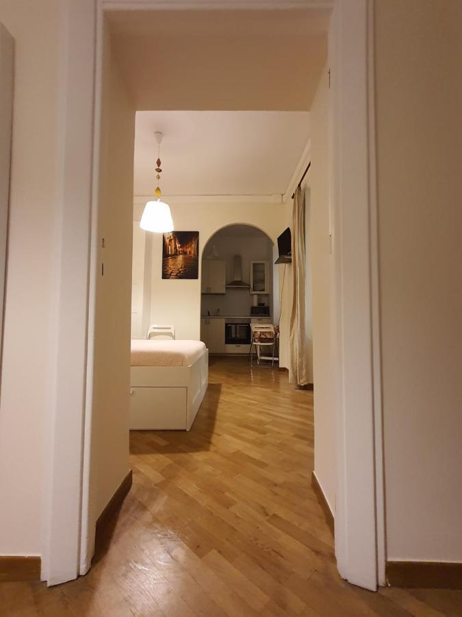 Casa Vacanza Colosseo Whole Holiday Home Apartment Da Pamino & Priscilla Rom Exterior foto